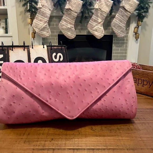 JJ winters pink ostrich clutch - Picture 1 of 5